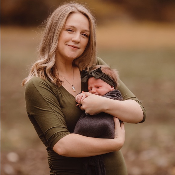 Meet your Posher, Kimberly - Picture 2 of 15